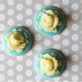 Кабошон Кувшинка бирюзового и кремового цветов, диаметр 18 мм, 1 шт