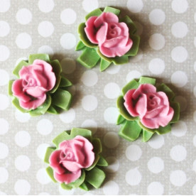 Кабошон Розочка зеленого и розового цветов, размер 16 мм, 1 шт