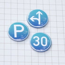 Набір значків-фішок Дорожні знаки №2, 3 шт