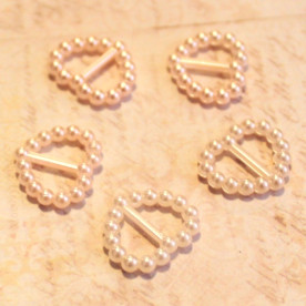 Набір пряжок-сердечок рожевого кольору, розмір 15х16 мм, 5 шт