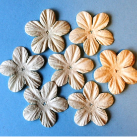 Набір квіточок-пятілістнік кремового кольору, 4 см, 10 шт