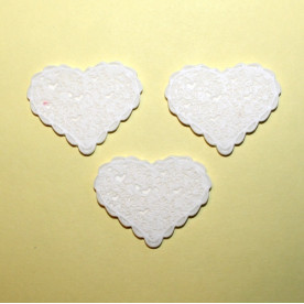 Прикраса плоске серце 40х32х3 мм білого кольору, 1 шт