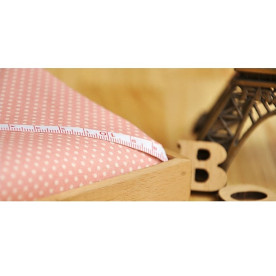 Тканина для рукоділля хлопок "Білий горошок на рожевому тлі" 70х50 см