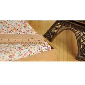 Тканина для рукоділля хлопок "Дрібні помаранчеві квіточки" 70х50 см