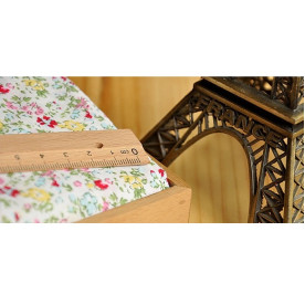 Тканина для рукоділля хлопок "Квіточки на білому тлі" 70х50 см