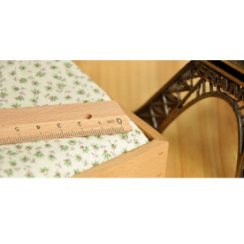 Тканина для рукоділля хлопок "Дрібні квіточки на білому тлі" 70х50 см