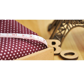 Тканина для рукоділля хлопок "Білий горошок на бордовому тлі" 70х50 см