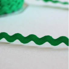 Тесьма Зиг-заг зеленого цвета, ширина 5 мм, длина 90 см