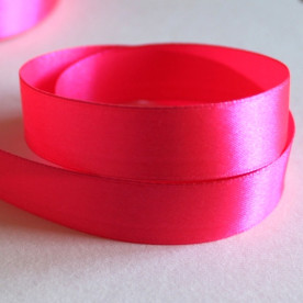 Атласная лента в малиновом цвете, длина 90 см, ширина 16 мм