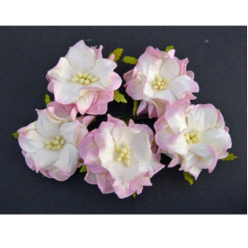 Декоративный цветок гардении бело-розового цвета 4 см