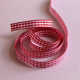 Лента в красную клеточку, ширина 10 мм, длина 90 см