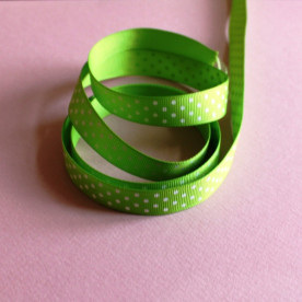 Репсова стрічка зеленого кольору в горошок, ширина 16 мм, довжина 90 см