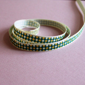 Репсова стрічка зеленого кольору з принтом "Ромб", ширина 10 мм, довжина 90 см