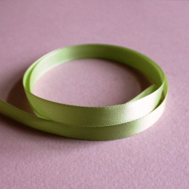 Стрічка світло-зеленого кольору, ширина 10 мм, довжина 90 см