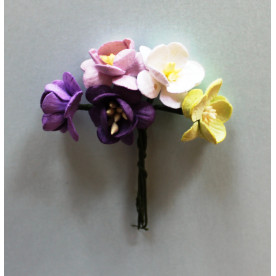 Набір декоративних квіток вишні в різних тонах фіолетово-зеленого кольору 5 шт.