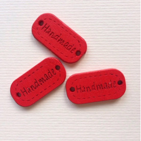 Дерев'яна прикраса Handmade, колір червоний 23х16 мм.