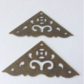 Куточок накладної металевий, колір состаренная бронза, 40х40 мм, 1 шт.