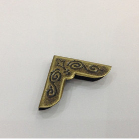 Куточки декоративні для альбомів, колір состаренная латунь, 20х20х4 мм, 4 шт.