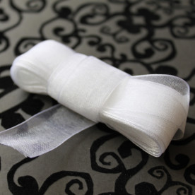 Стрічка з органзи білого кольору, ширина 20 мм, довжина 5 м