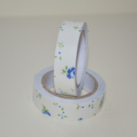 Стрічка тканинна на клейовий основі, весняні квіти блакитний на білому тлі, 15 мм, 4 м