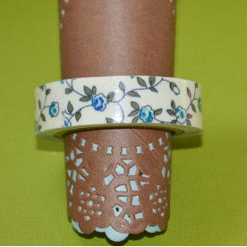 Стрічка тканинна на клейовий основі, сині квіти, 15 мм, 4 м