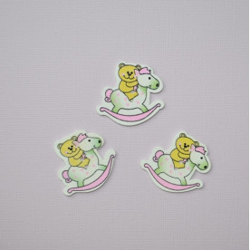 Деревянная пуговица Лошадка с мишкой зеленая, 1 шт., 33х31 мм