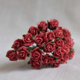 Набір з 10 бутонів троянди червоно-цегляного кольору, 8 мм