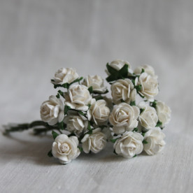 Набір 10 декоративних паперових троянд кольору слонової кістки, 10 мм