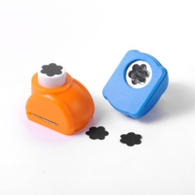 Дырокол фигурный Цветок 1, 1,5 см.