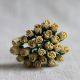 Набір 10 квіток троянди, нерозкритий бутон кремового кольору, 5 мм