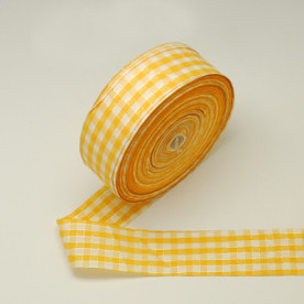 Стрічка сатиновая в клітинку, золота, ширина 40 мм, довжина 90 см.