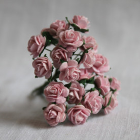Набір 10 паперових троянд ніжно-рожевого кольору, 10 мм