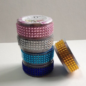 Самоклеючі стрази в стрічці, колір золото, 18 мм, 50 см в рулоні