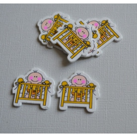 Дерев'яна гудзик Малюк в ліжечку, жовтий, 31 * 31 мм, 1 шт