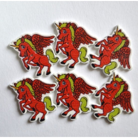 Дерев'яна гудзик Єдиноріг, колір червоний, розмір 3,4 см, 1 шт