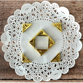 Куточки металеві фігурні, золото, 2,3 * 1,6 см, 8 шт від Hobby & You