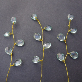 Стразы на стебле, зеленые, 1 веточка