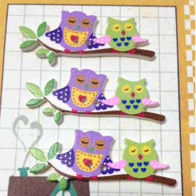 Дерев'яна гудзик "Милі Совушки", колір бузковий з салатовим, розмір 16 * 40 мм