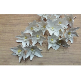 Набор бумажных лилий, цвет белый, размер 3,2 см, 12 шт от СкрапКлумба