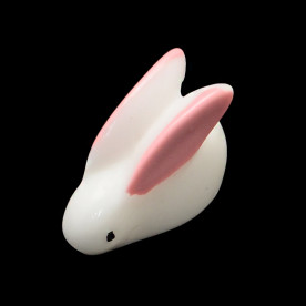 Пластиковый кабошон Кролик объемный, бело-розовый 14*18 мм