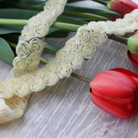 Стрічка шифонова, 2 квітки, ширина 3 см, кремовий колір, 90 см