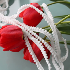 Тесьма с помпонами, 6 мм, ширина тесьмы 13 мм, 90 см, белый