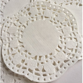 Салфетка декоративная, 1 шт., 11 см, белая, Dovecraft