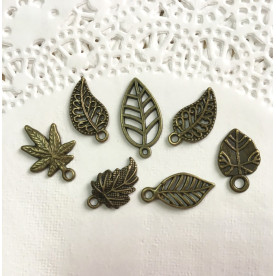 Набор металлических подвесок Листочки, 7 шт, состаренная бронза