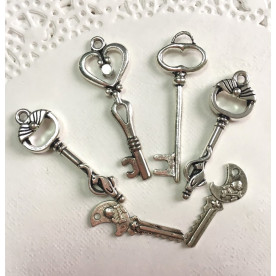 Набір металевих підвісок Ключики, 6 шт, античне срібло