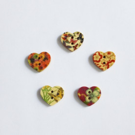 Набор деревянных пуговиц - сердечек 17 мм, 5 шт.