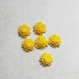 Кабошон Цветок 18 мм, желтый