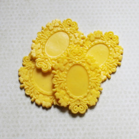 Прикраса Рамочка, 38х49 мм, жовтий