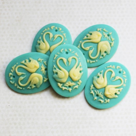 Прикраса Silhouette - Swans, 30х40 мм, блакитний з кремовим