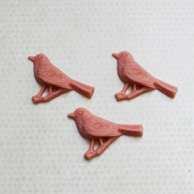 Кабошон Птичка на веточке, 44х28 мм, розовый